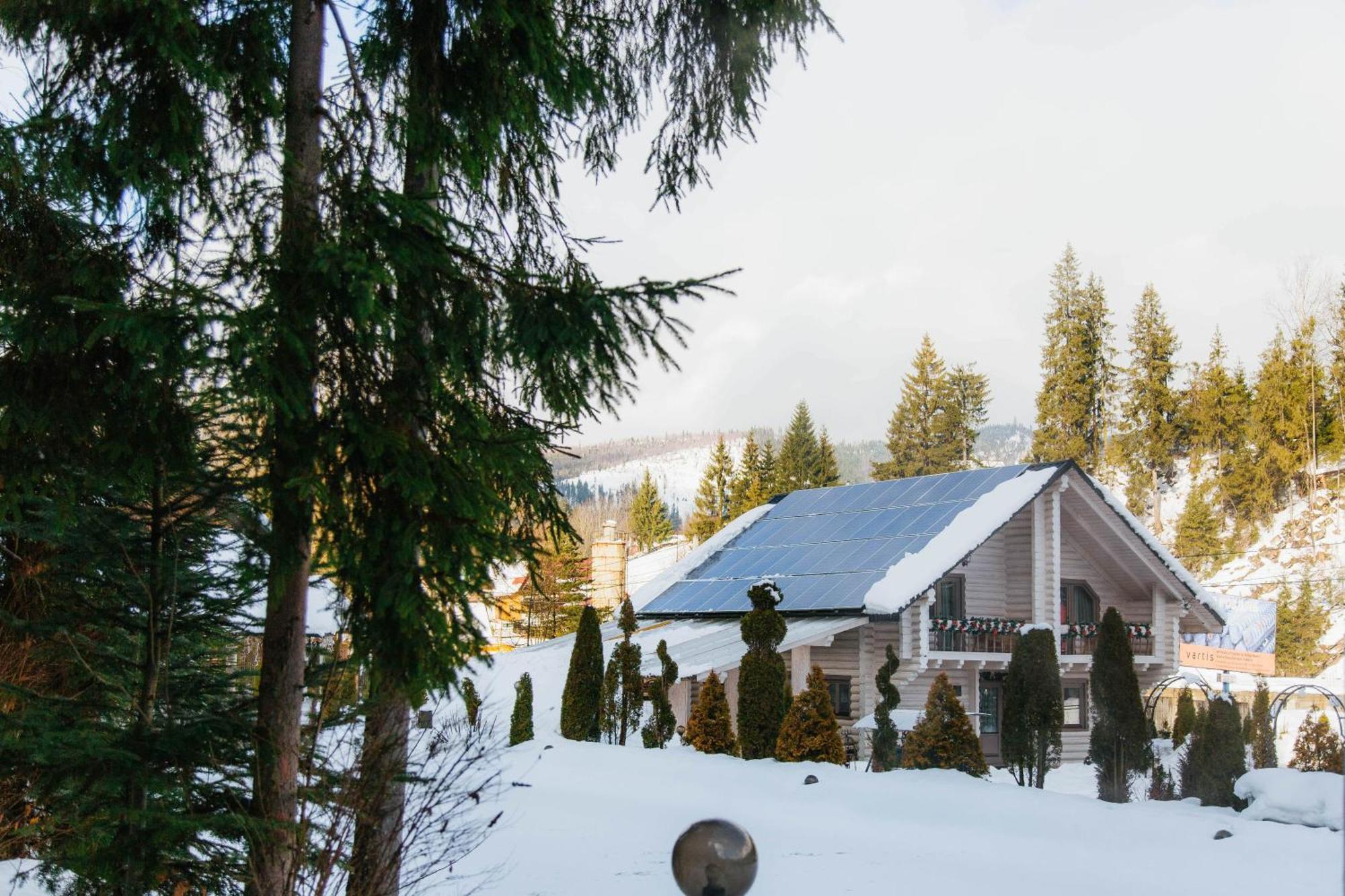 Hotel Vedmezhyi Dvir Bukovel Eksteriør bilde