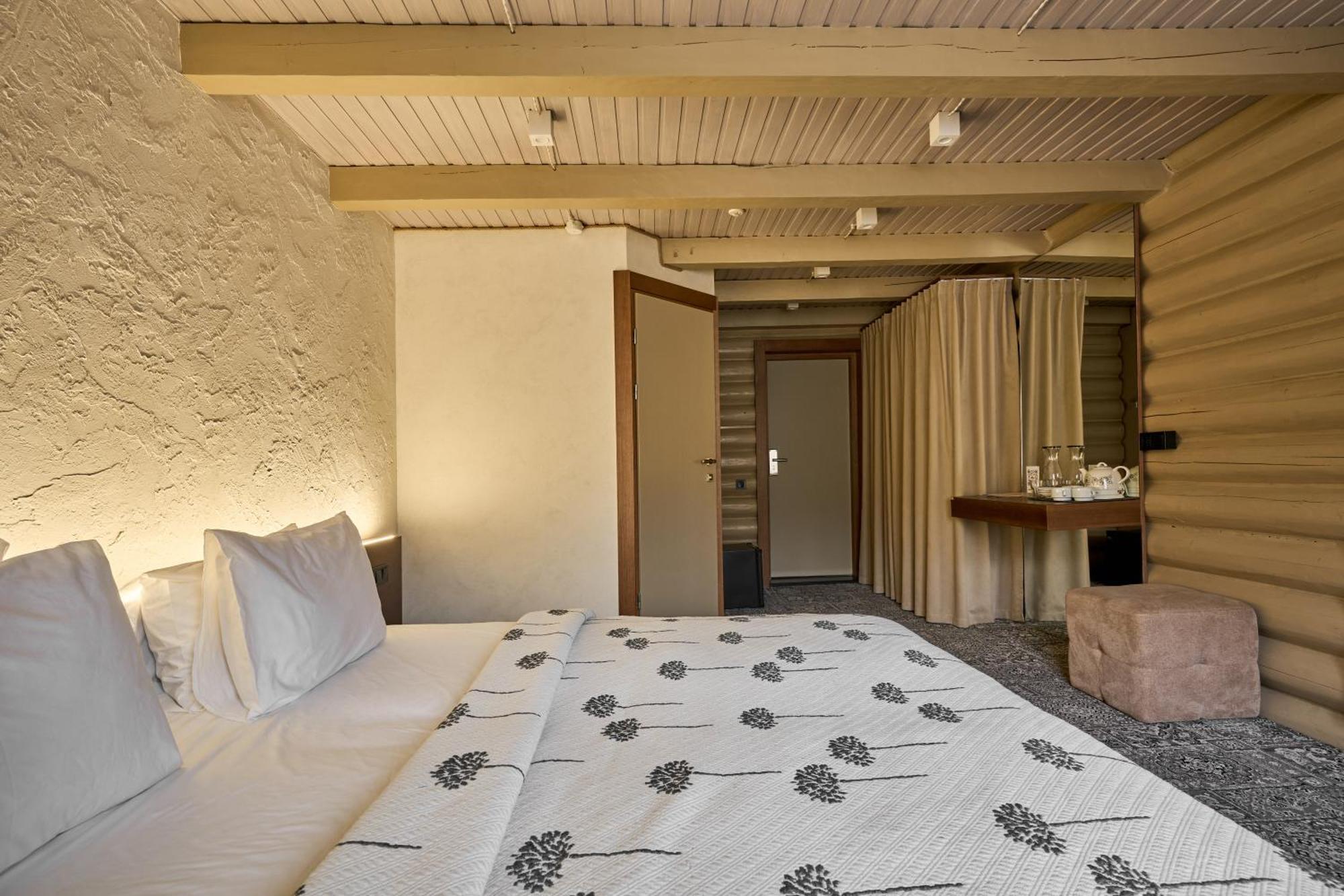 Hotel Vedmezhyi Dvir Bukovel Eksteriør bilde