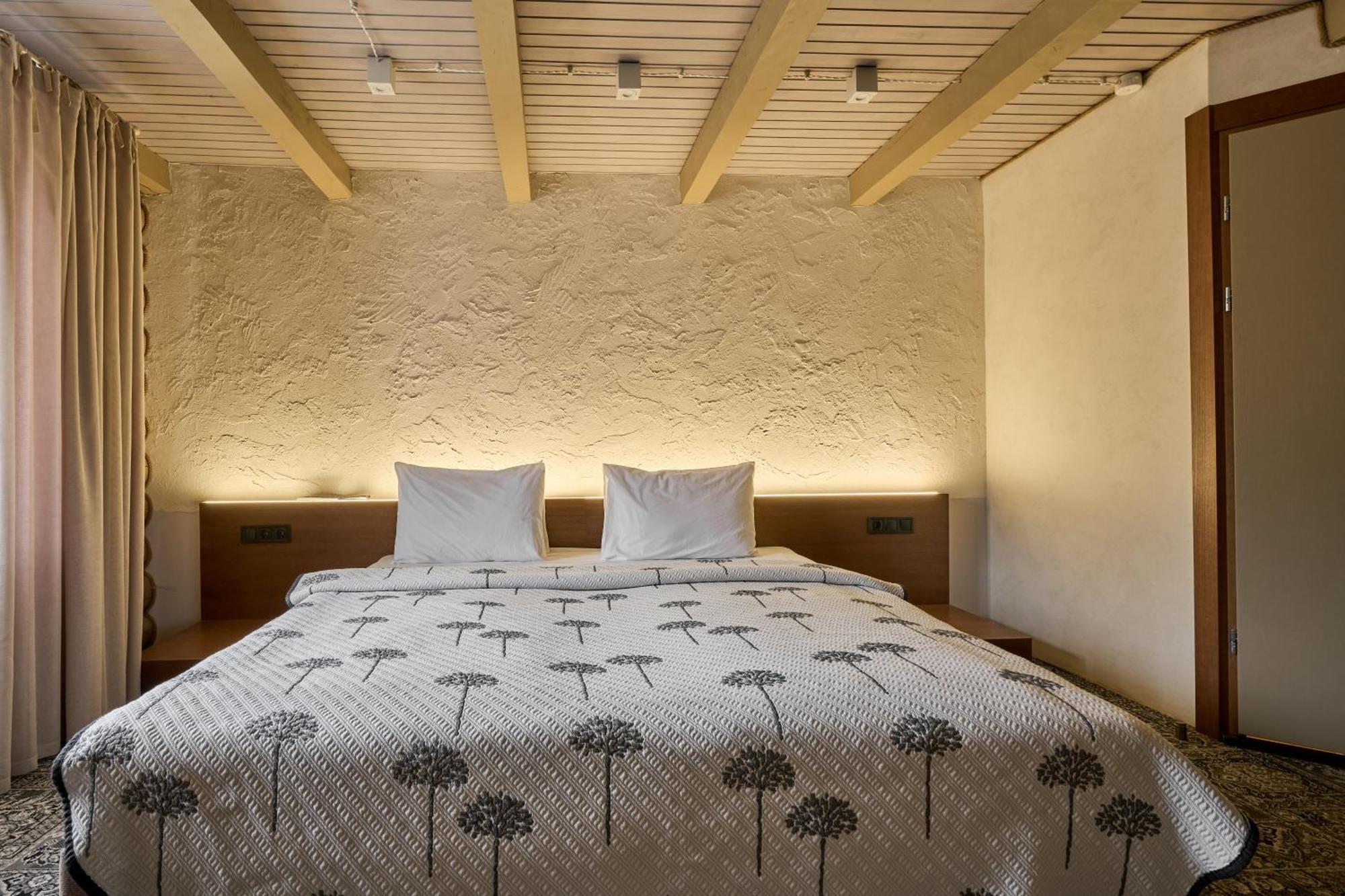 Hotel Vedmezhyi Dvir Bukovel Eksteriør bilde