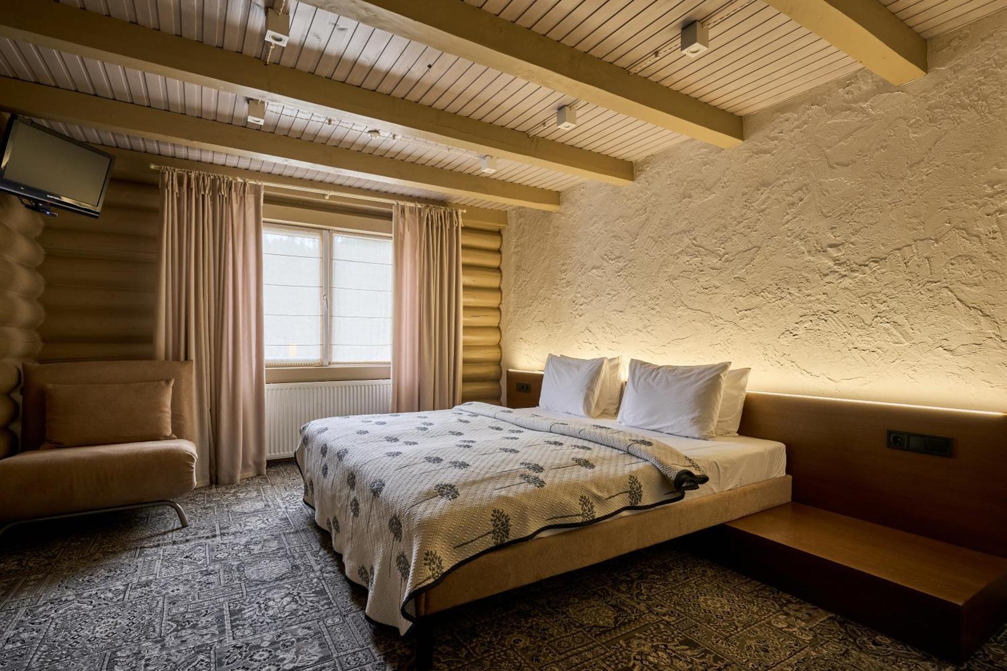 Hotel Vedmezhyi Dvir Bukovel Eksteriør bilde